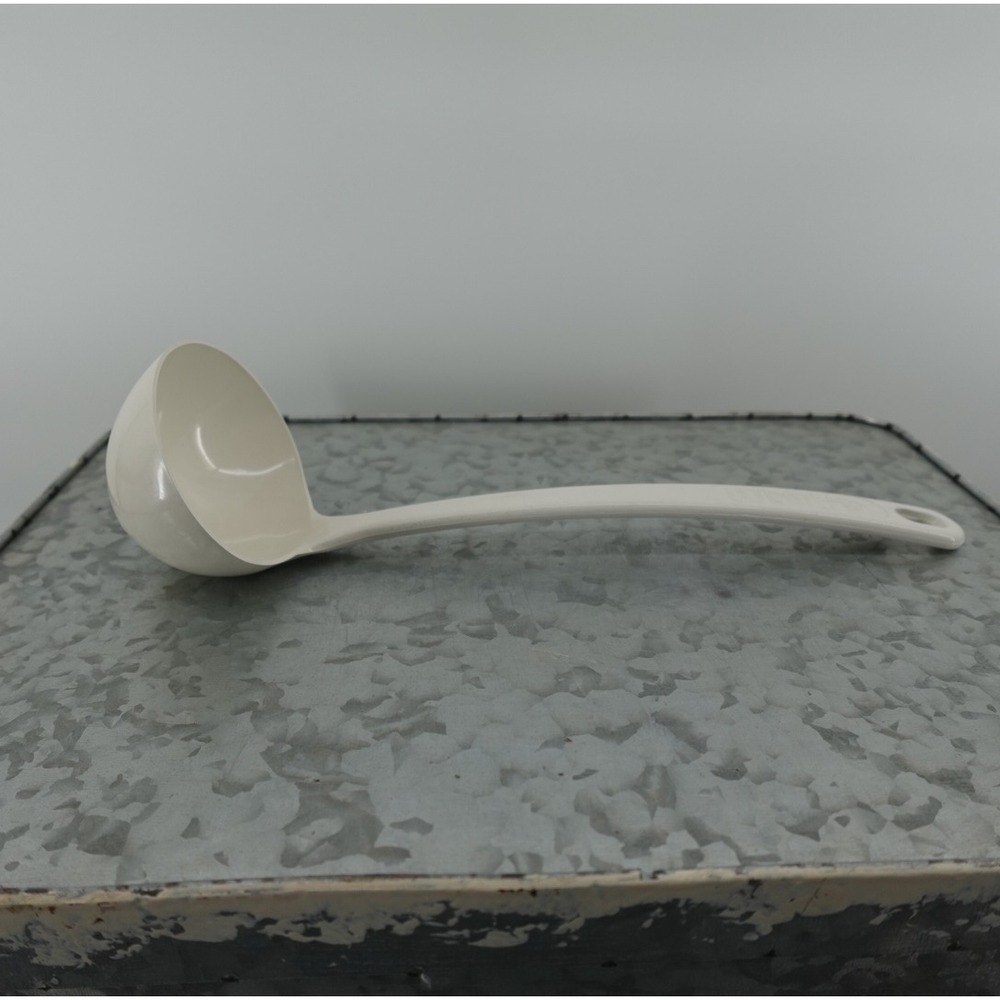 Vintage Ultratemp Soup Ladle Cream Off-White High Heat Resistant Kitchen Utensil - Picture 5 of 8